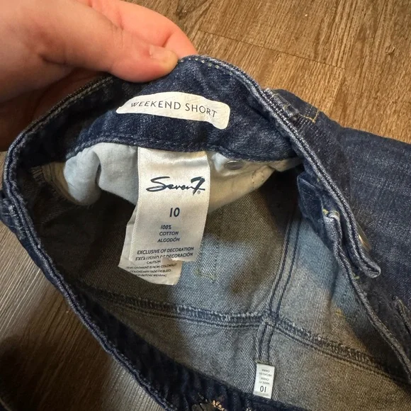 Seven7 Denim Distressed Women's Shorts Weekend Short Size 10 - Picture 3 of 5